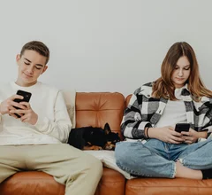 teens texting