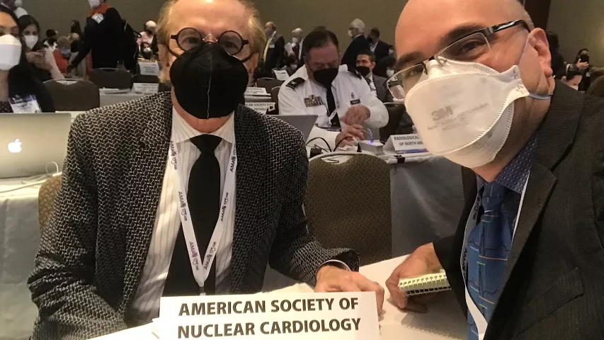 Cardiologist Stephen Bloom, MD, a delegate for the American Society of Nuclear Cardiology (ASNC), and Health Exec Digital Editor Dave Fornell at the AMA HGouse of Delegates meeting. ASNC has become one of the loudest advocates for repealing the clinical decision support (CDS) software consultation mandate to ensure doctors are following appropriate use criteria (AUC) in medical imaging. The AMA is discussing a stand on the AUC CDS at its annual Meeting this week. AMA #AMA22 #AMA2022 #AMA175 #AMAmtg