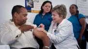 Flu Shots can help lower risk factors to prevent cardiac events in a new study. Flu shots are associated with a significant reduction in the risk of cardiovascular complications or pneumonia in patients with heart failure, according to new findings published in The Lancet Global Health.